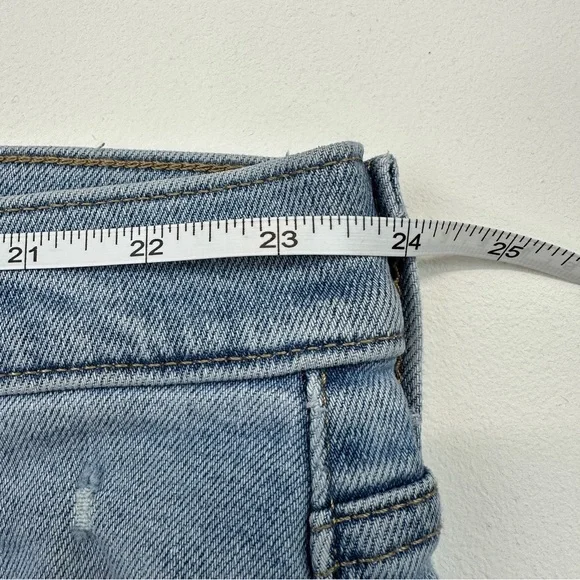 Levi’s High Waisted Distressed Mom Jeans Size 24W plus NWT - Picture 9 of 16